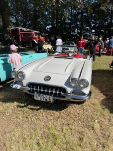 Chevy Corvette C1.jpg